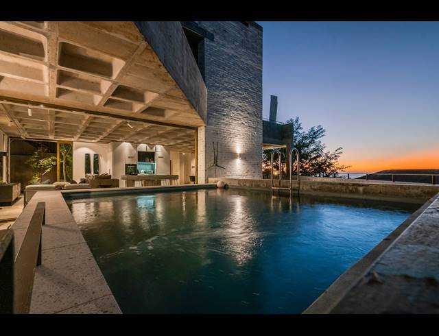 3 BEDROOM APARTMENT RENTED IN SEA POINT